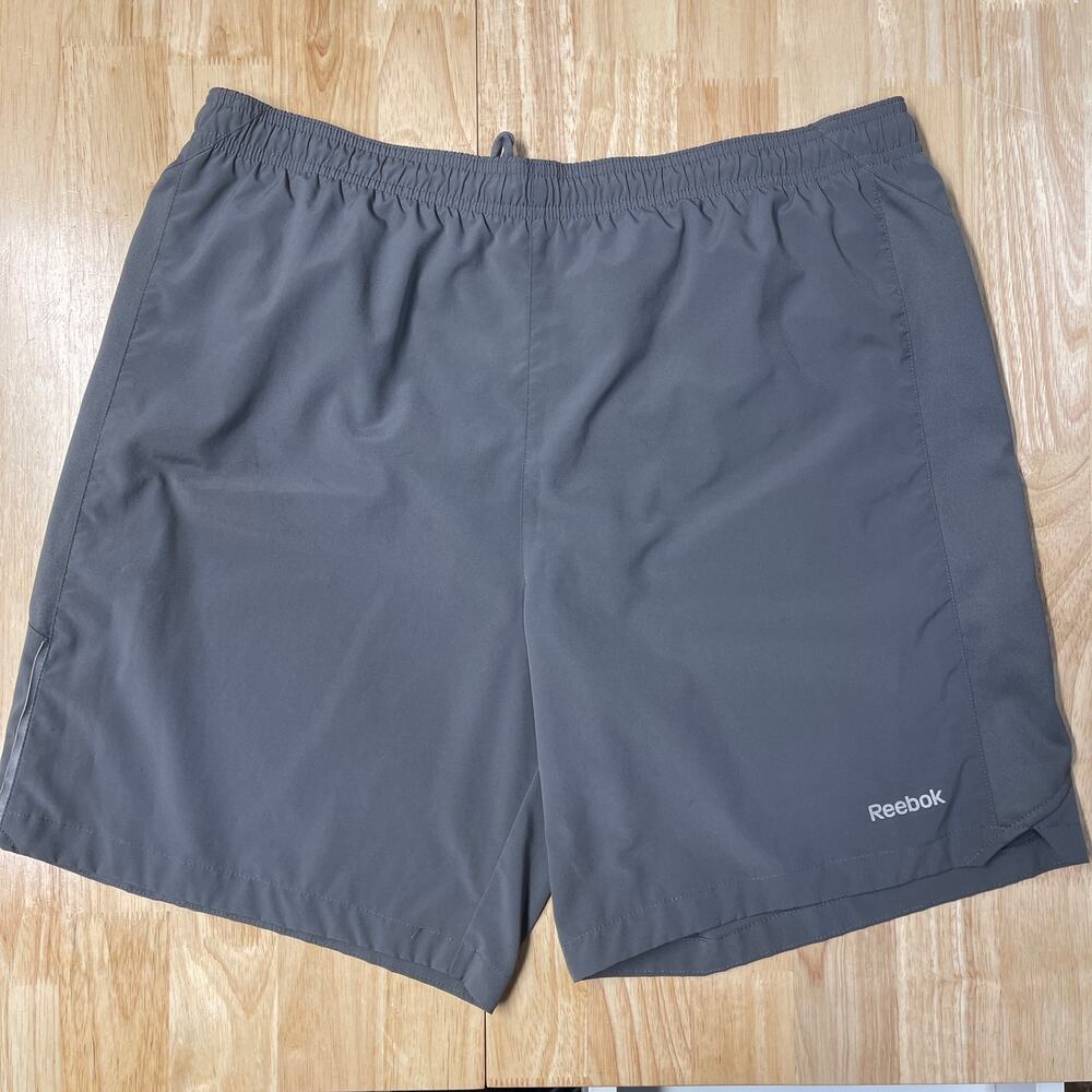 REEBOK Play Dry Men's Large Athletic Workout Gym Shorts Gray Brief Liner Zipper